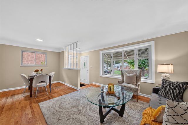 717 Madison Place, Ann Arbor, MI 48103