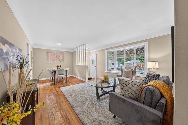 717 Madison Place, Ann Arbor, MI 48103