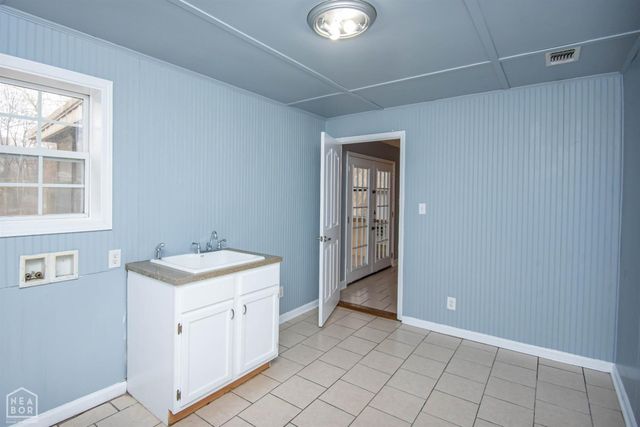 1305 Holly Street, Jonesboro, AR 72401