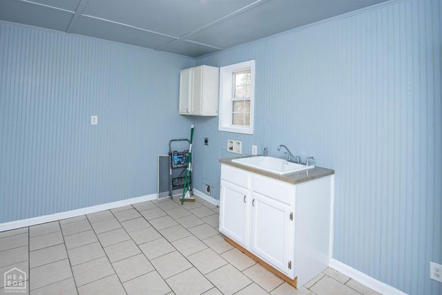 1305 Holly Street, Jonesboro, AR 72401