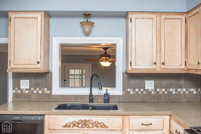 1305 Holly Street, Jonesboro, AR 72401