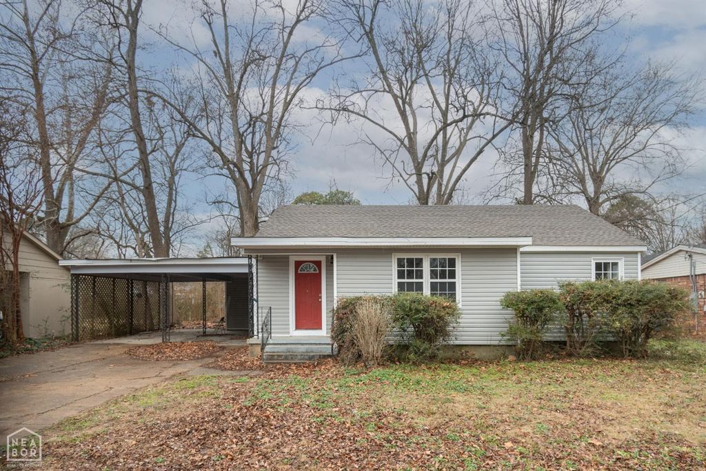 1305 Holly Street, Jonesboro, AR 72401