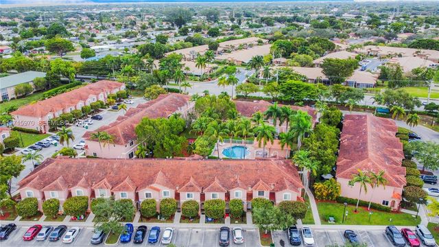 7854 Catalina Circle, Tamarac, FL 33321