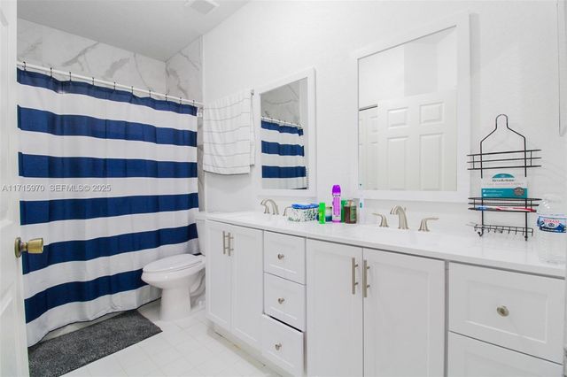 7854 Catalina Circle, Tamarac, FL 33321
