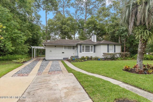 1273 LECHLADE Circle, Jacksonville, FL 32205