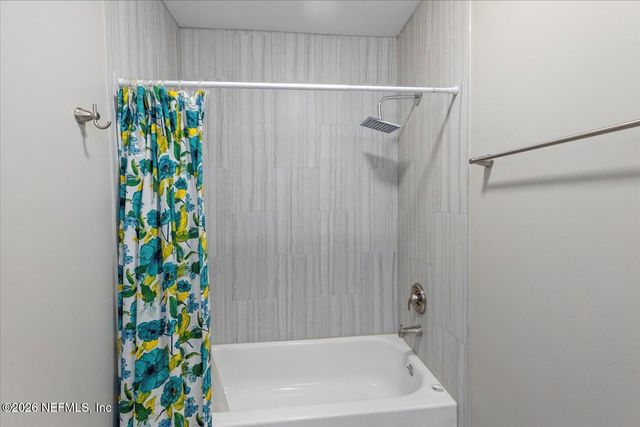 1273 LECHLADE Circle, Jacksonville, FL 32205