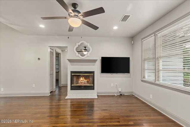 1273 LECHLADE Circle, Jacksonville, FL 32205