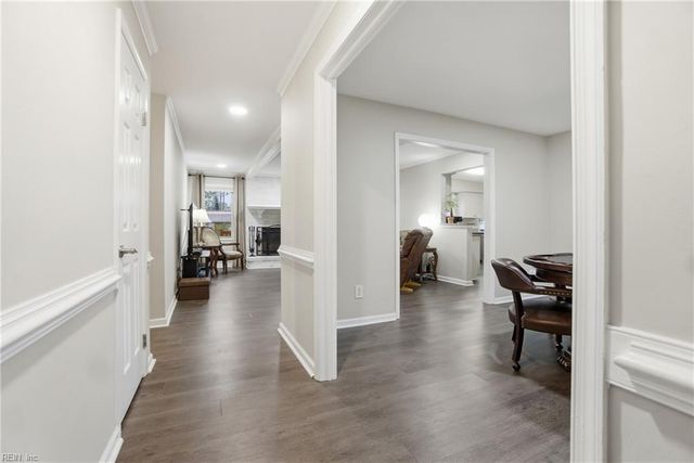 824 Cranston DR, Chesapeake, VA 23320