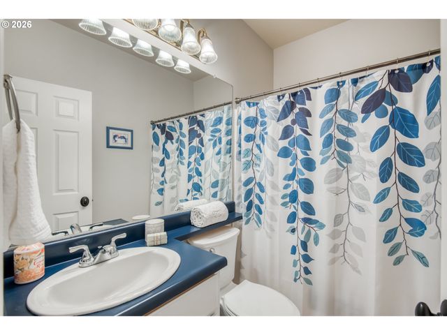 4555 SUMMERLINN Way, West Linn, OR 97068