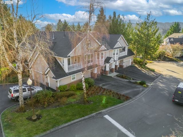 4555 SUMMERLINN Way, West Linn, OR 97068