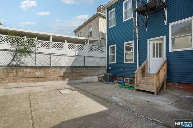 308 Clifton Avenue, Newark, NJ 07104