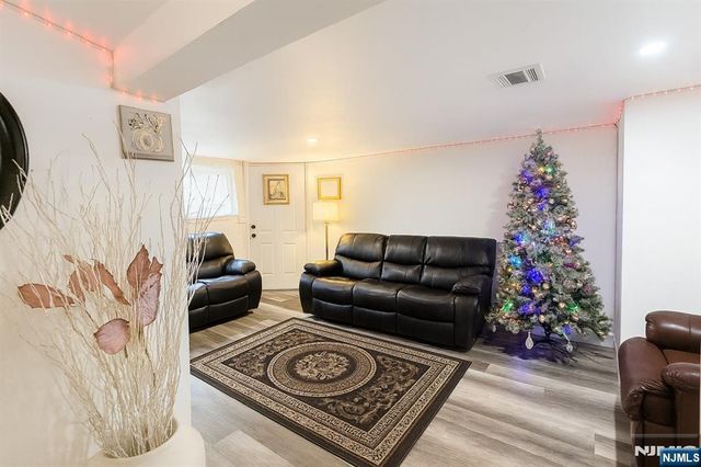 308 Clifton Avenue, Newark, NJ 07104