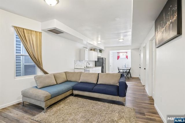 308 Clifton Avenue, Newark, NJ 07104