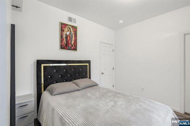 308 Clifton Avenue, Newark, NJ 07104