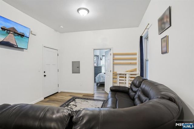 308 Clifton Avenue, Newark, NJ 07104