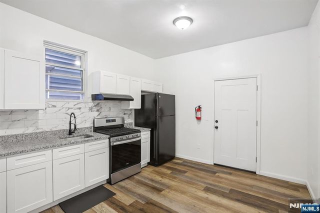 308 Clifton Avenue, Newark, NJ 07104