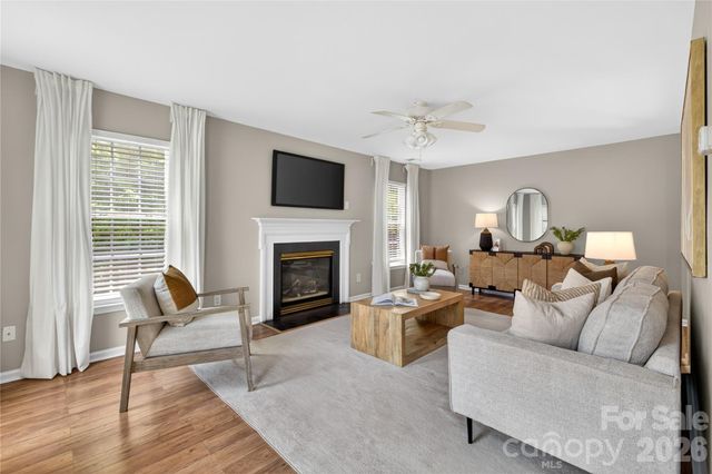 12624 Cardinal Woods Drive, Pineville, NC 28134