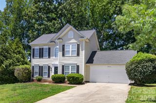 12624 Cardinal Woods Drive, Pineville, NC 28134