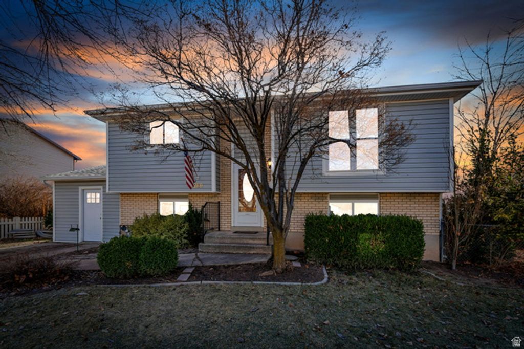 289 W 400 S, Kaysville, UT 84037