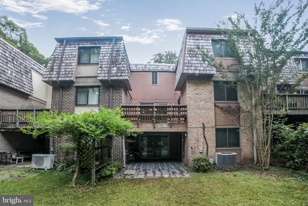 19621 SPARR SPRING RD, Montgomery Village, MD 20886