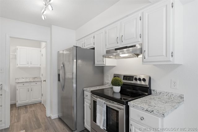 9114 S Urbana Avenue 9B, Tulsa, OK 74137
