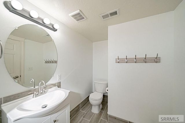 141 Robison Drive, Ammon, ID 83406