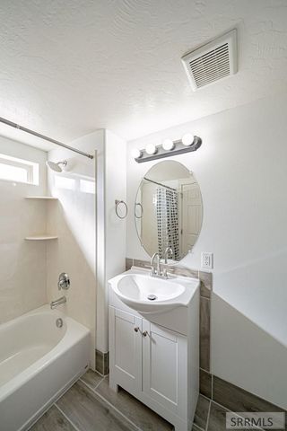 141 Robison Drive, Ammon, ID 83406