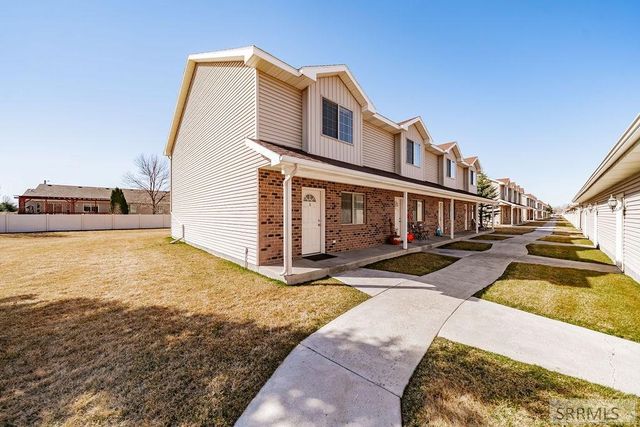 141 Robison Drive, Ammon, ID 83406