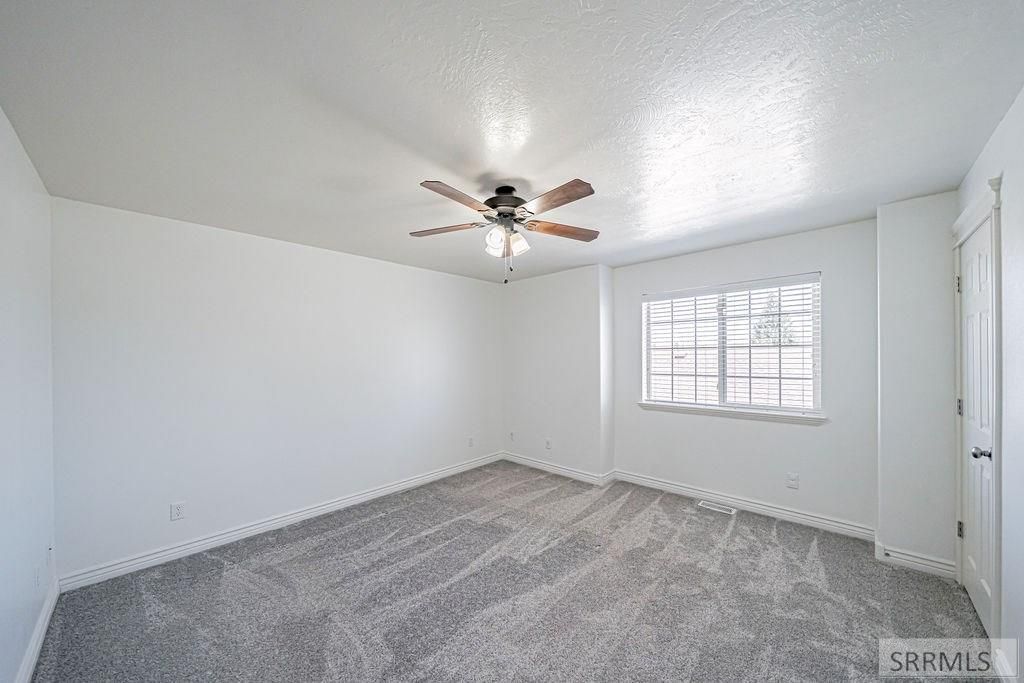 Image 21 of property listing at 141 Robison Drive, Ammon, ID 83406