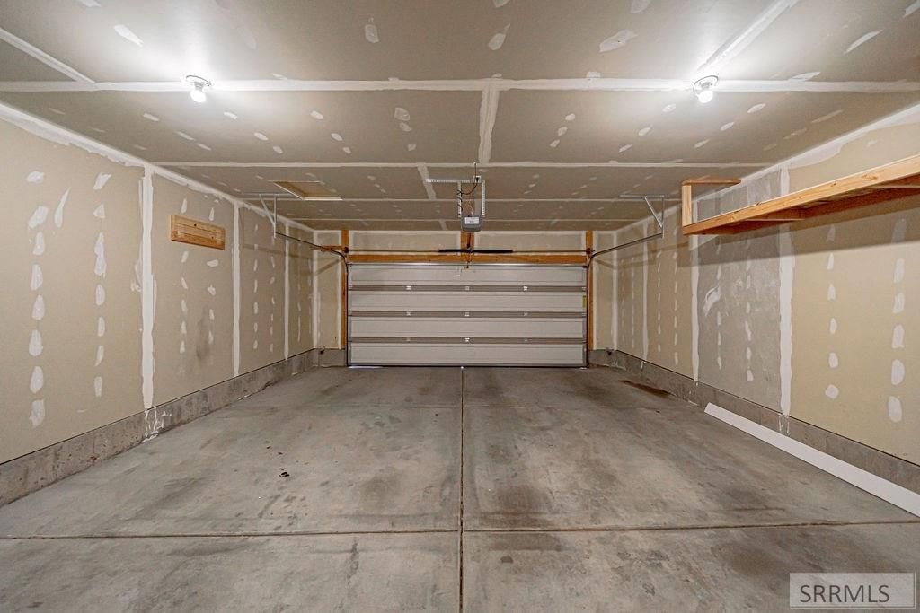 Image 28 of property listing at 141 Robison Drive, Ammon, ID 83406