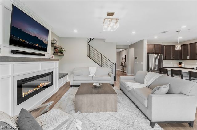 8601 Rockyfall Street, Las Vegas, NV 89166