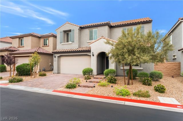 8601 Rockyfall Street, Las Vegas, NV 89166