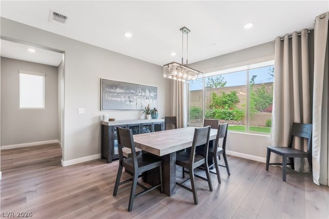 8601 Rockyfall Street, Las Vegas, NV 89166