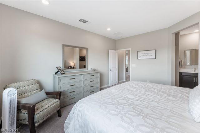 8601 Rockyfall Street, Las Vegas, NV 89166