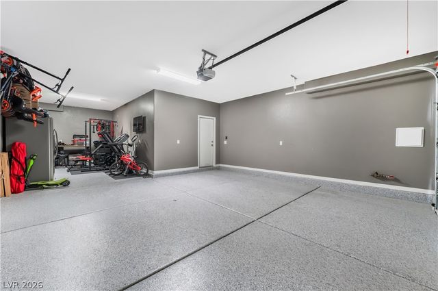 8601 Rockyfall Street, Las Vegas, NV 89166