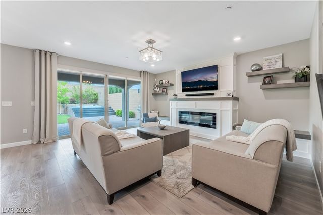 8601 Rockyfall Street, Las Vegas, NV 89166