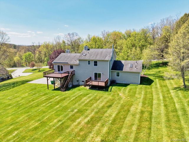 15 Red Hawk Hollow Road, Wappingers Falls, NY 12590