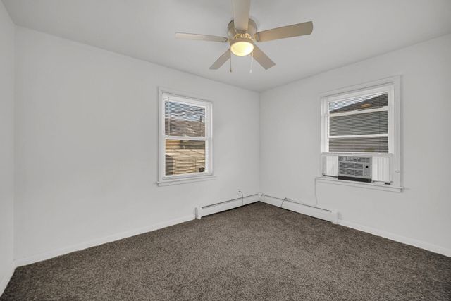 4945 Washington Street, Gary, IN 46408