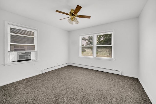4945 Washington Street, Gary, IN 46408