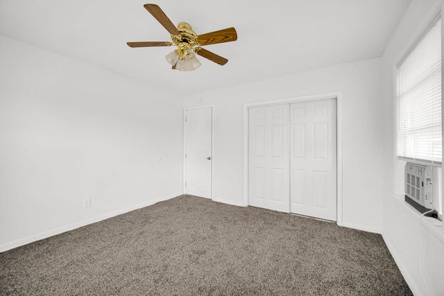 4945 Washington Street, Gary, IN 46408