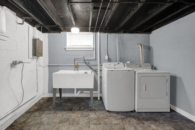 4945 Washington Street, Gary, IN 46408
