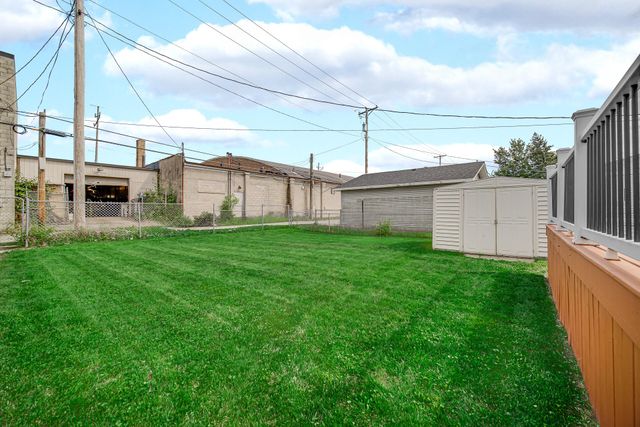 4945 Washington Street, Gary, IN 46408