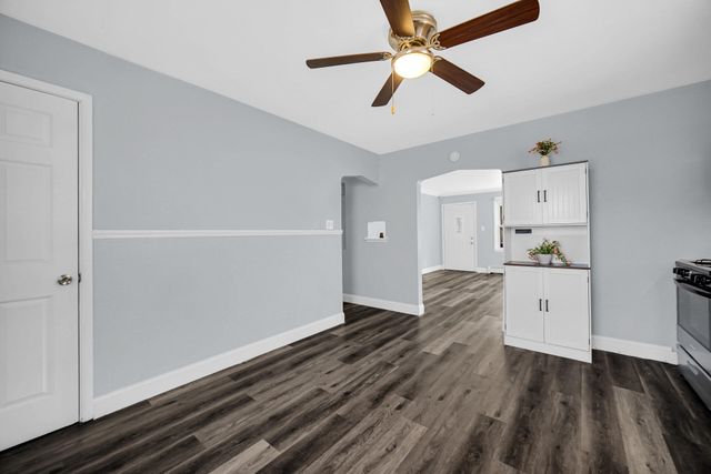 4945 Washington Street, Gary, IN 46408
