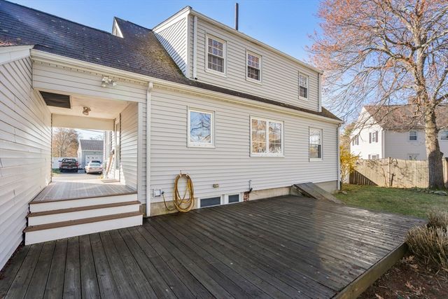 43 3rd St, Norwood, MA 02062