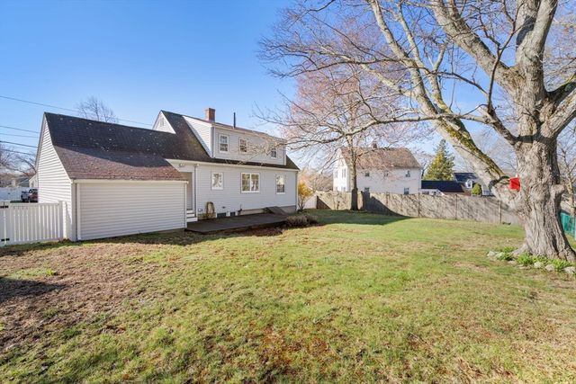 43 3rd St, Norwood, MA 02062