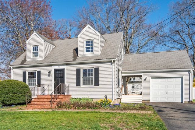 43 3rd St, Norwood, MA 02062