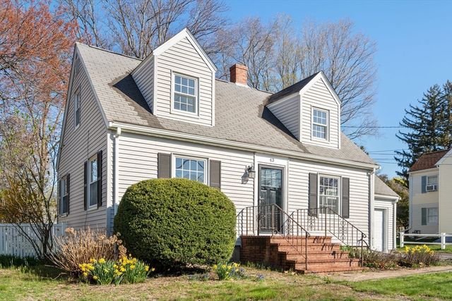 43 3rd St, Norwood, MA 02062