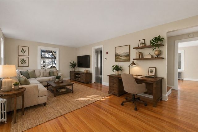 43 3rd St, Norwood, MA 02062