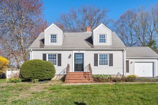 43 3rd St, Norwood, MA 02062