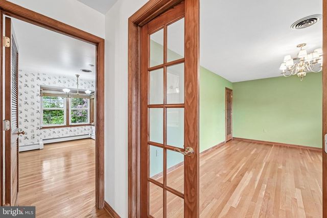 6100 PEMBROOK ST, Frederick, MD 21704